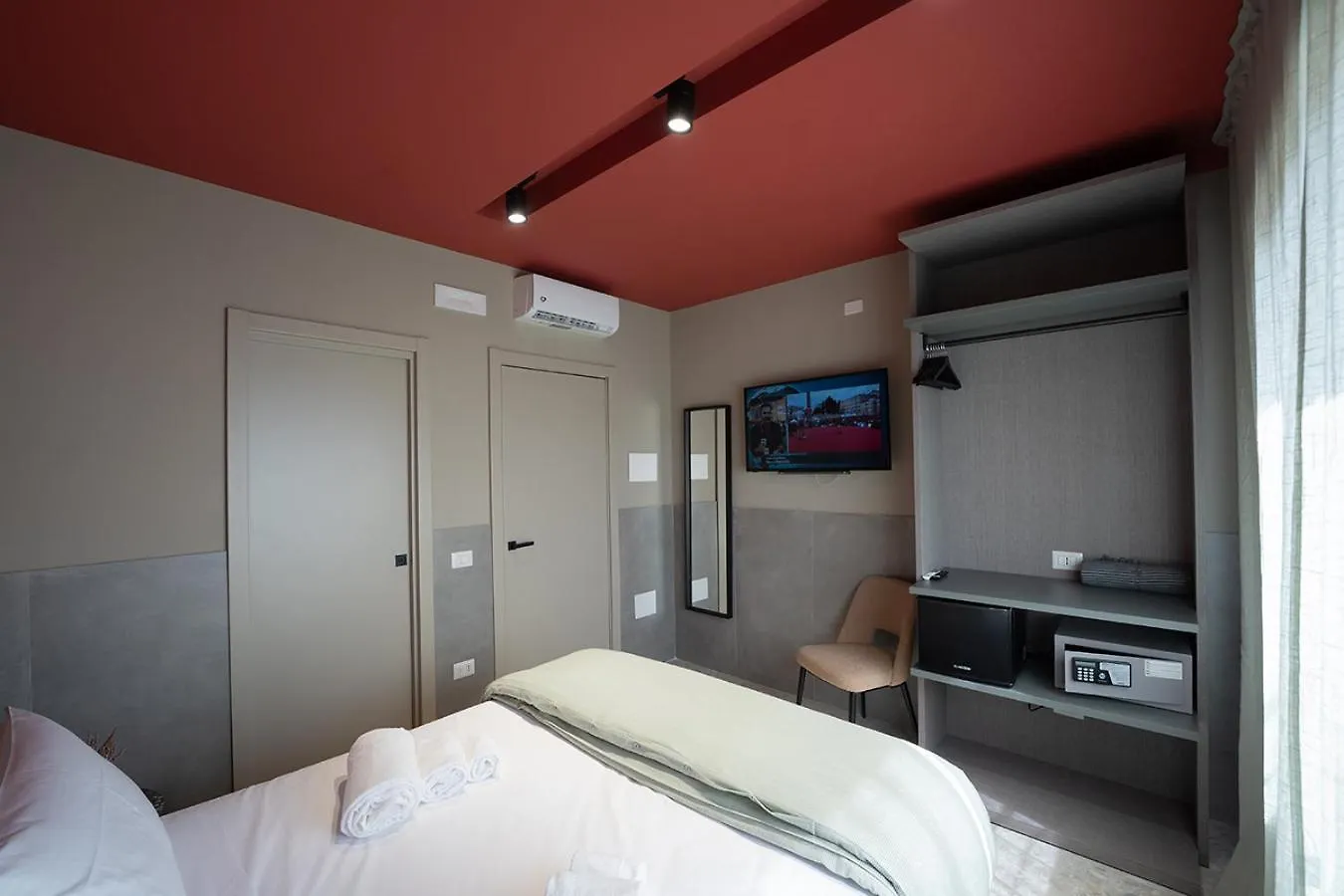 Mia Suites Porto Napoli Affittacamere