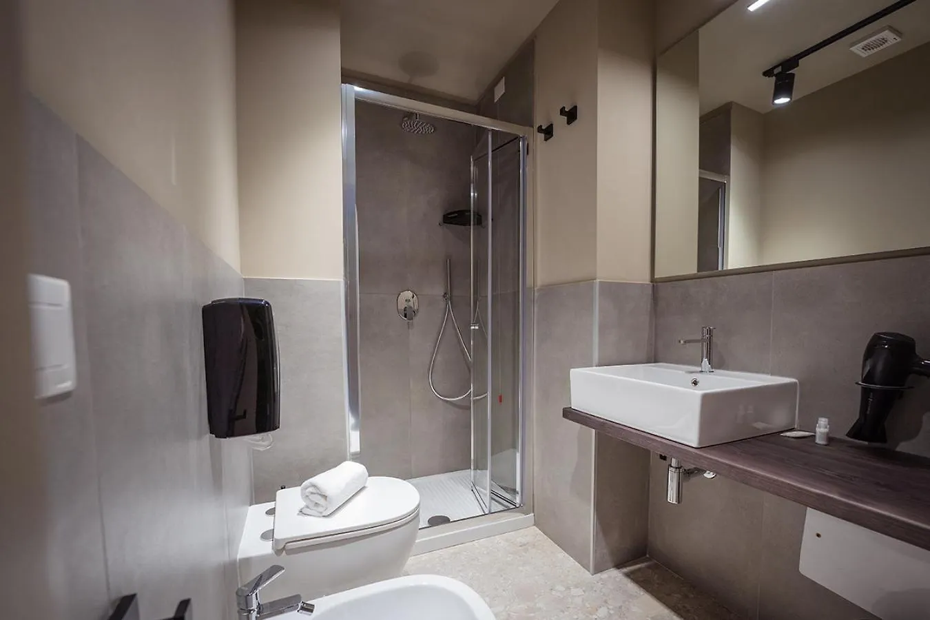 Mia Suites Porto Napoli 0*,