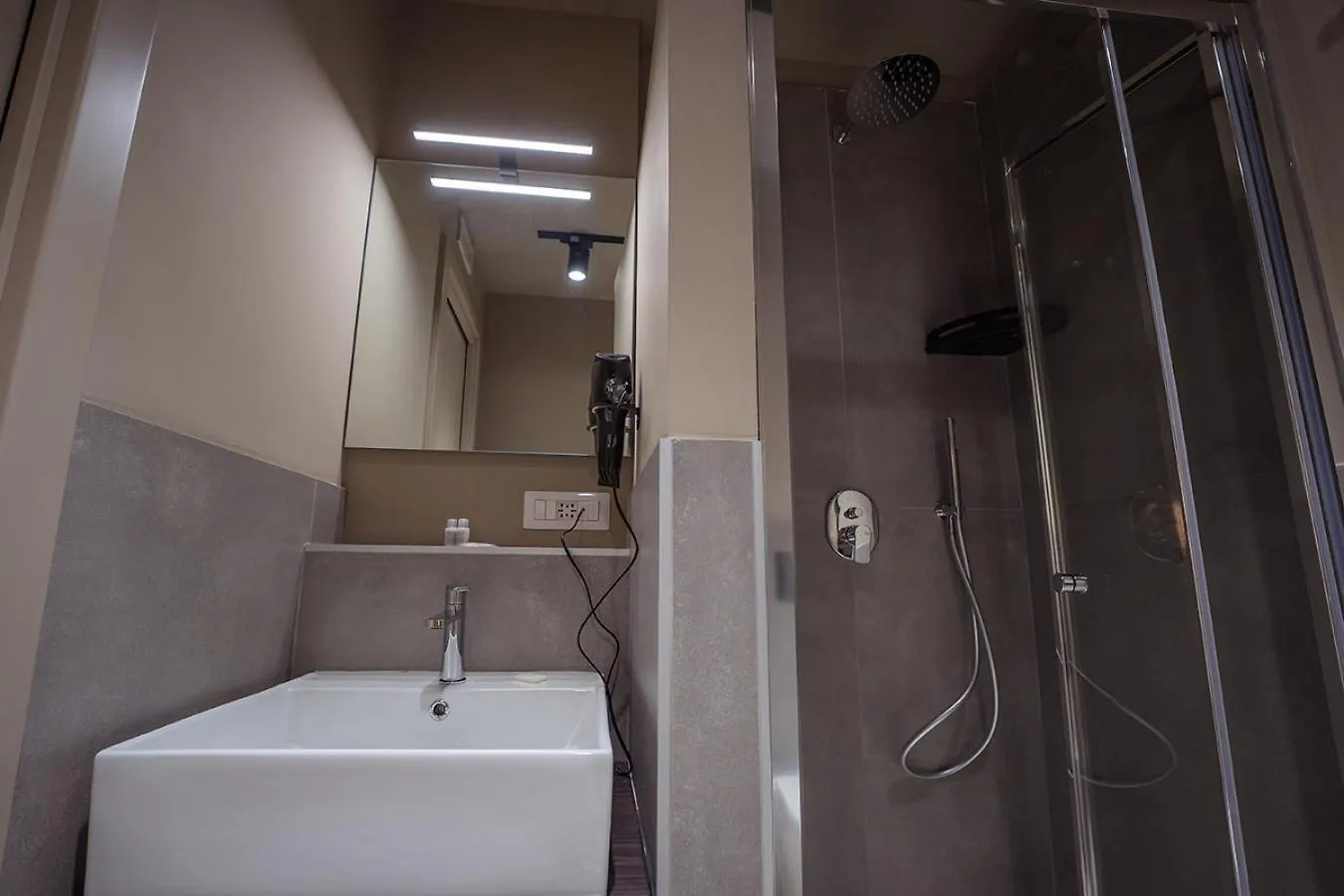 Mia Suites Porto Napoli Italia