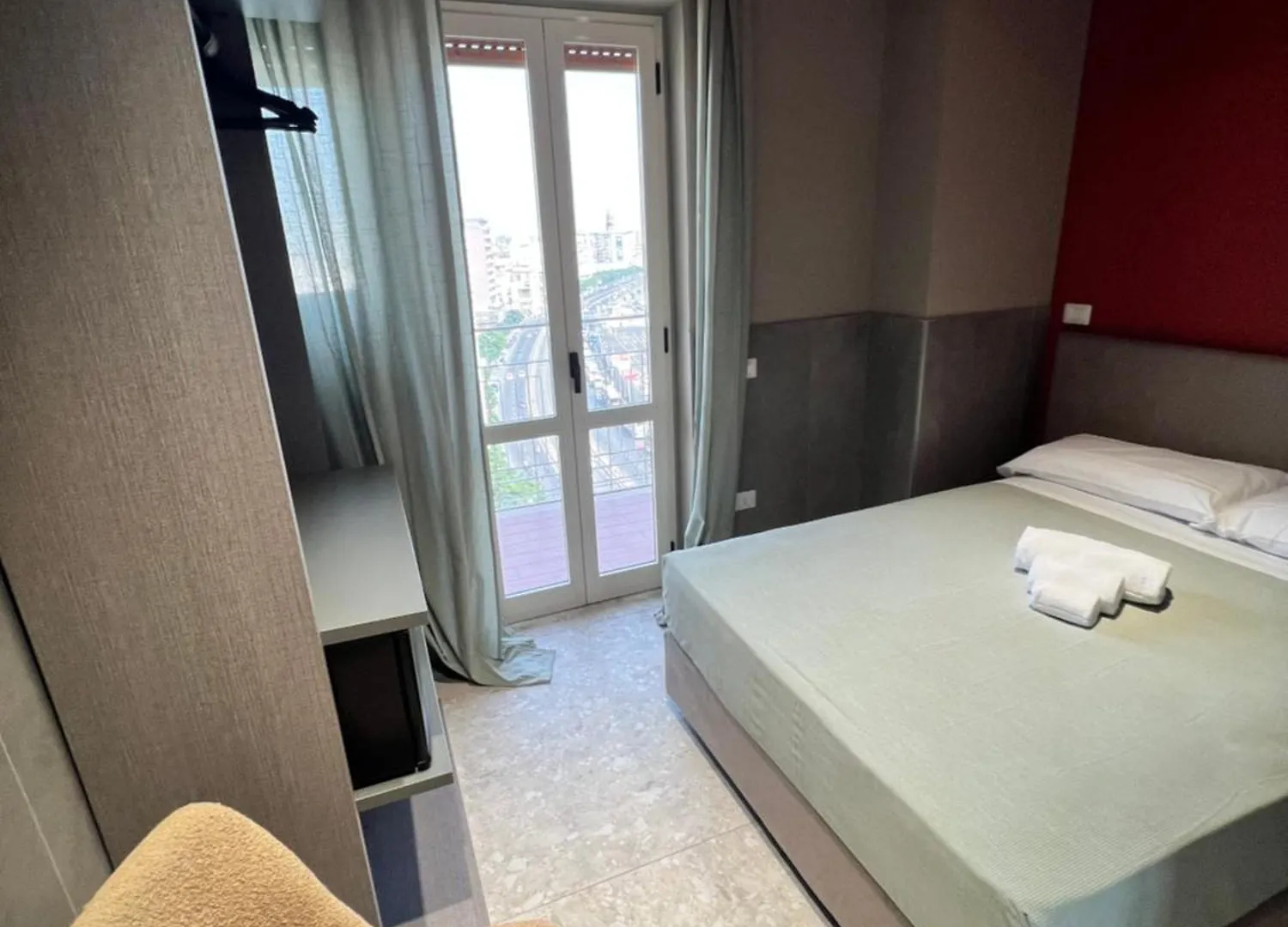 Affittacamere Mia Suites Porto Napoli Italia