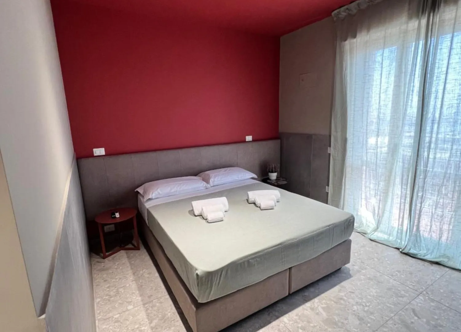 Affittacamere Mia Suites Porto Napoli Italia
