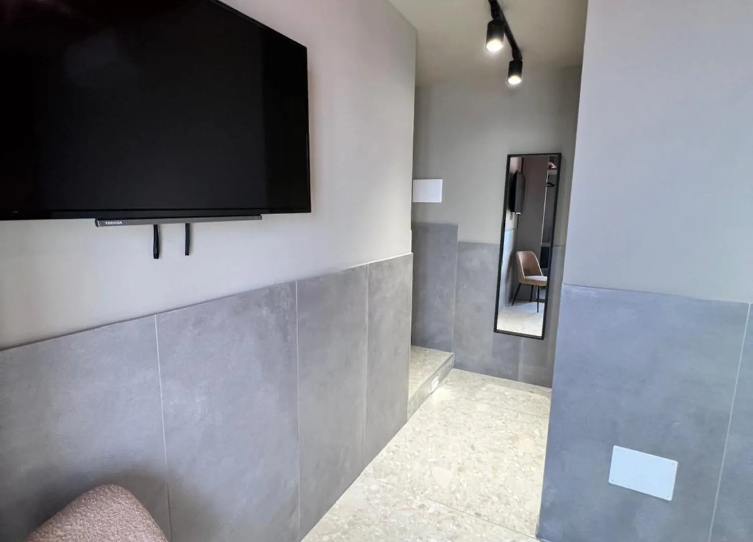 Mia Suites Porto Napoli 0*,  Italia