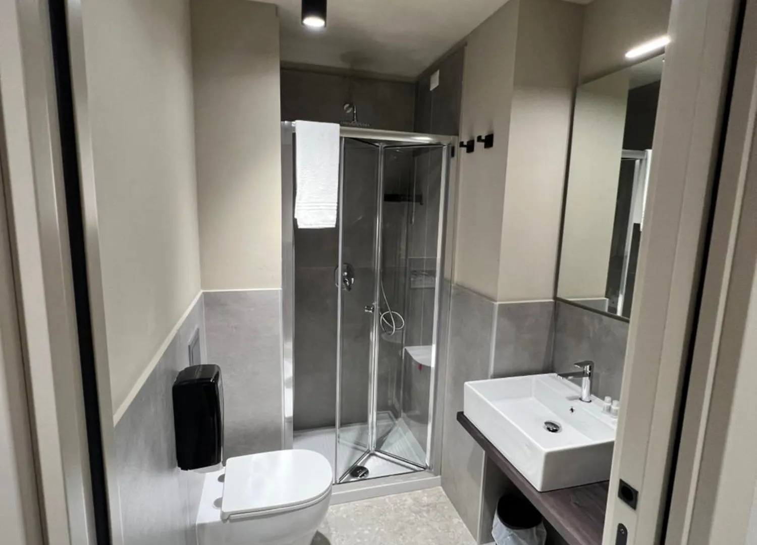 Affittacamere Mia Suites Porto Napoli