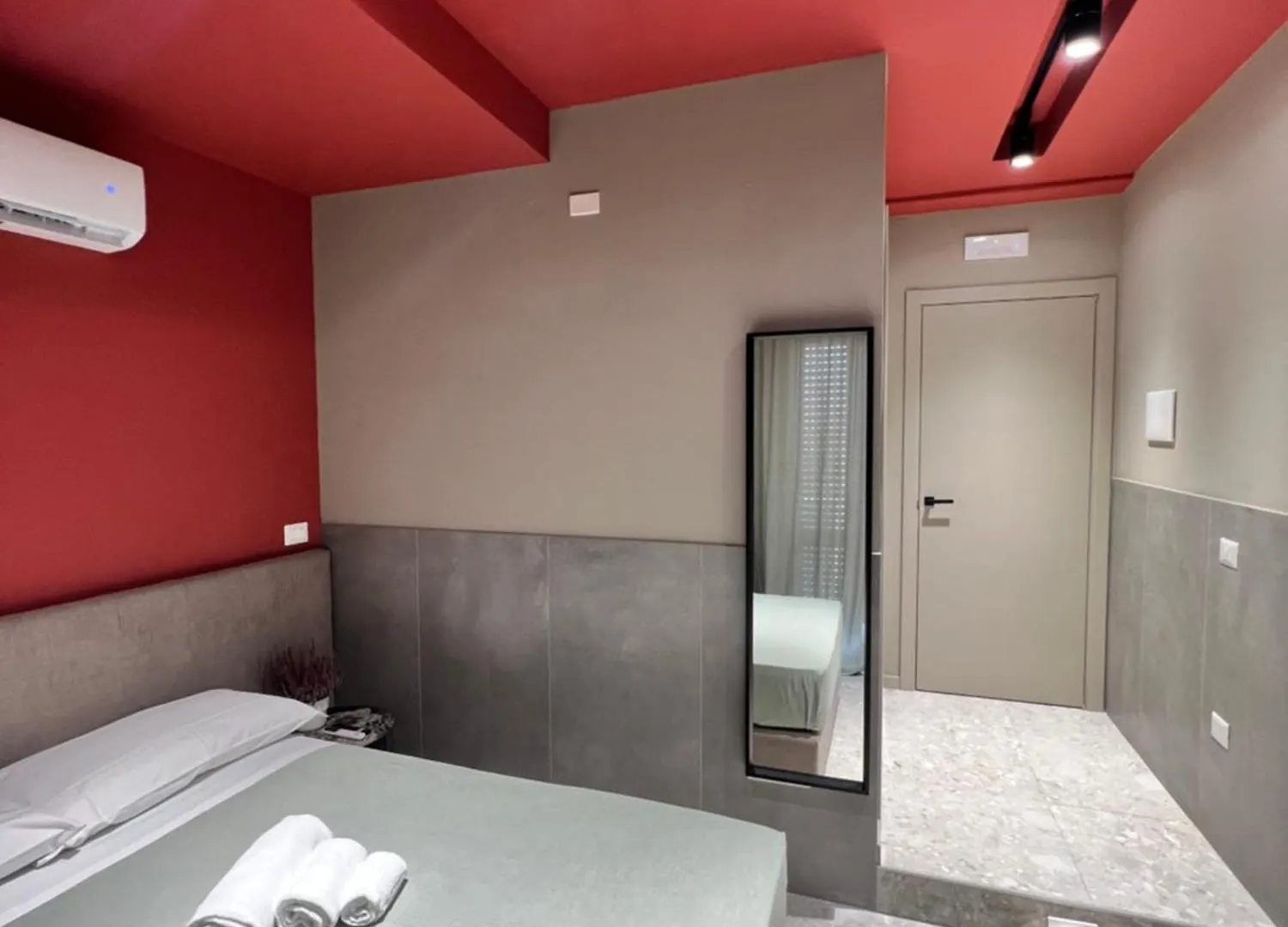 Mia Suites Porto Naples Italy